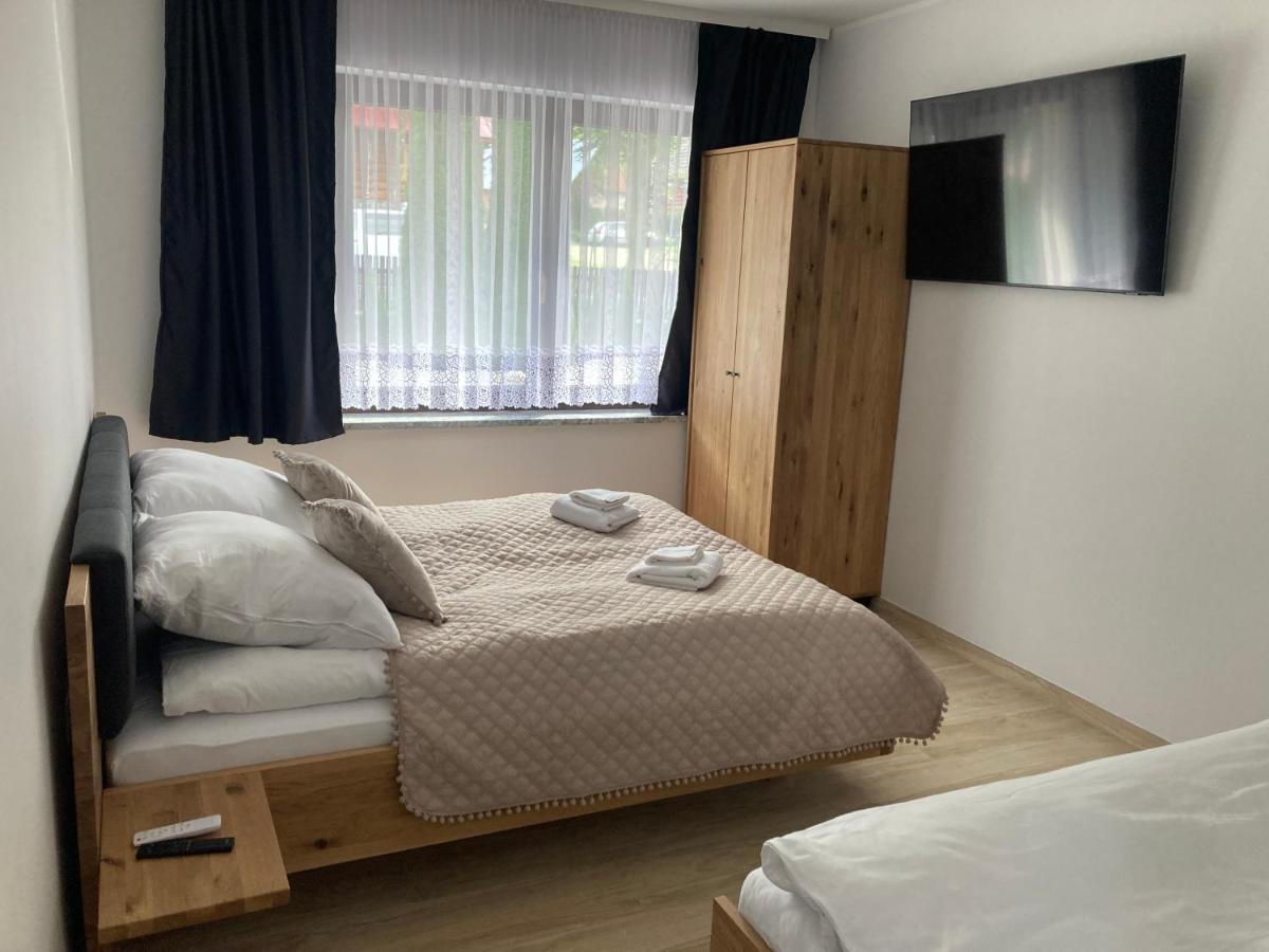 Apartament Mis *